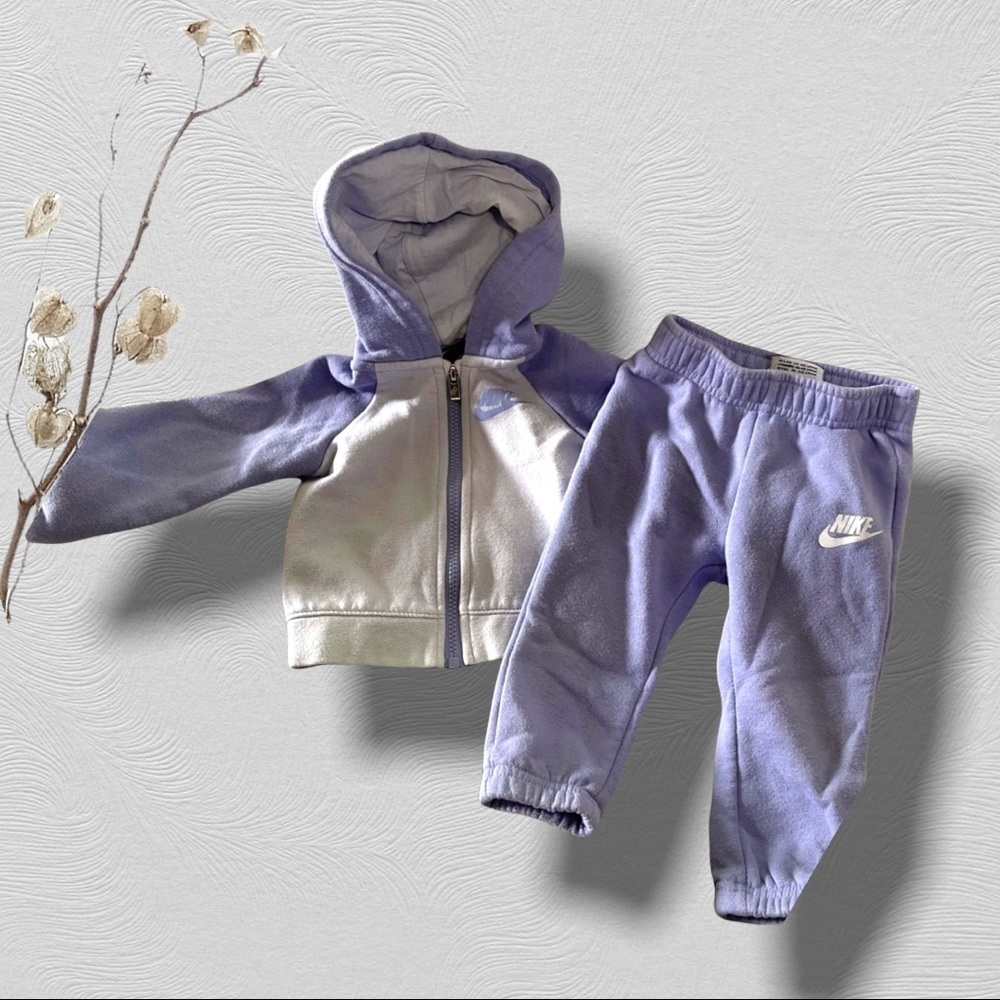 18 mo Nike purple sweatsuit